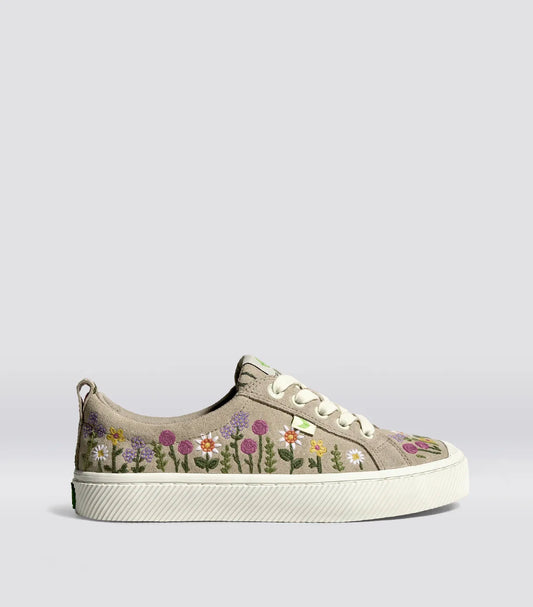 OCA Low Sand Suede Embroidered Flowers Sneaker