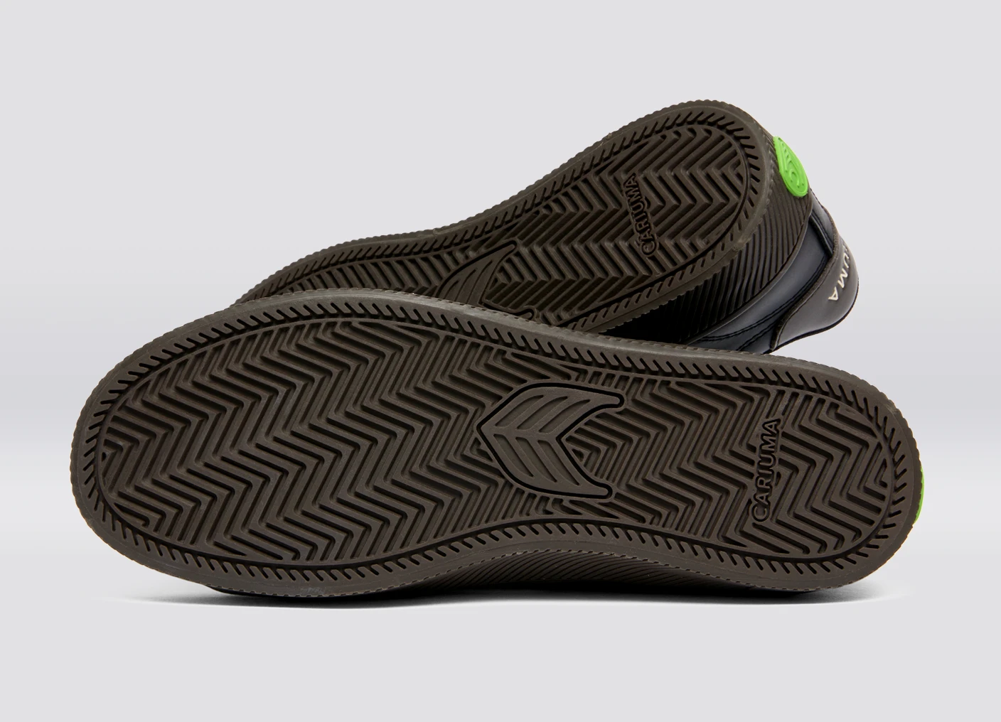 SALVAS Teak Black Leather Ivory Logo Sneaker