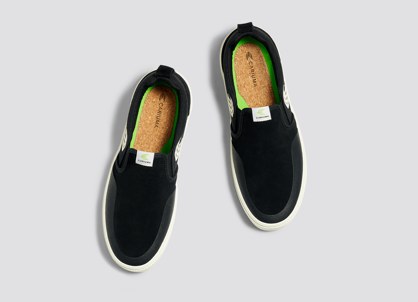 SLIP-ON PRO Černé semišové a plátěné tenisky s logem slonové kosti
