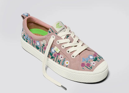 OCA Low Rose Suede Embroidered Flowers Sneaker